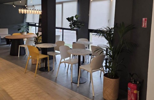 Vitry-sur-Seine Hotel | B&B HOTEL Paris Vitry-sur-Seine 3 étoiles