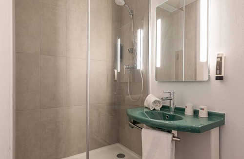Centre Ville Rive Gauche Hotel | B&B HOTEL Rouen Centre Rive Gauche