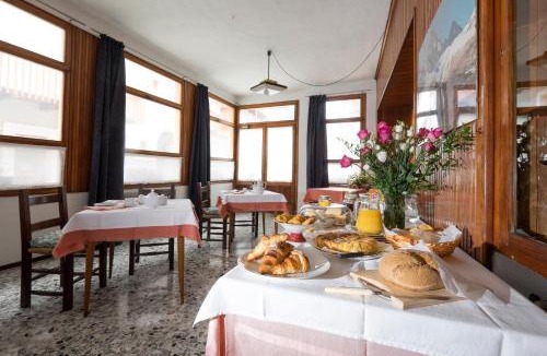 Crissolo Bed & Breakfast | B&B Il Bucaneve