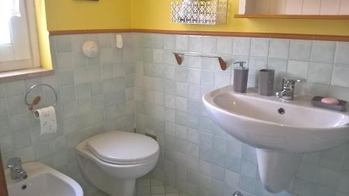 Bedizzole Bed & Breakfast | B&B Il Glicine