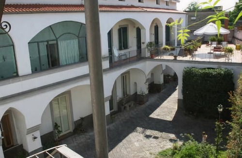 Sant'Antimo Hotel | B&B La Corte