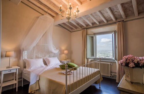 Giugnano Bed & Breakfast | B&B La Dispensa
