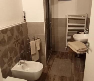 Castelnovo ne' Monti Bed & Breakfast | b&b La Divina Pietra