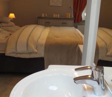 Hannut Bed & Breakfast | B&B Le Club de la Source chambres d'hotes