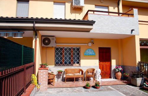 Collestrada House | B&B Le Ginestre
