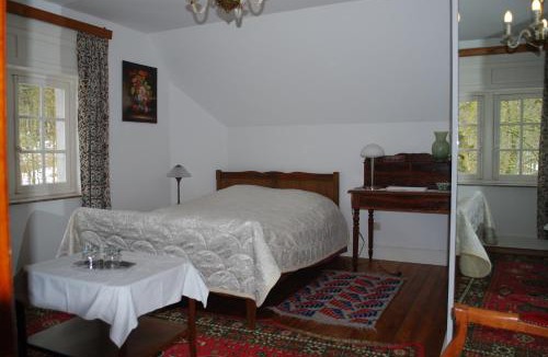 Hatrival Bed & Breakfast | B&B Les Genêts