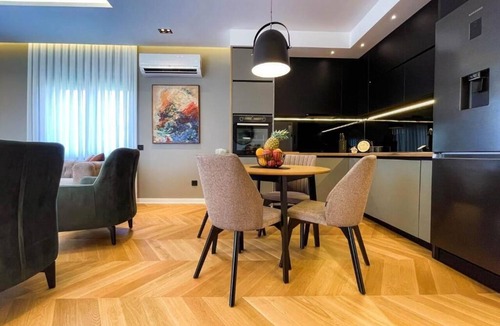 Gjerana Bed & Breakfast | B&B Lovac