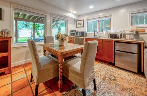 Banff Bed & Breakfast | B&B on Mountain Lane - Private Suite & Hot Tub
