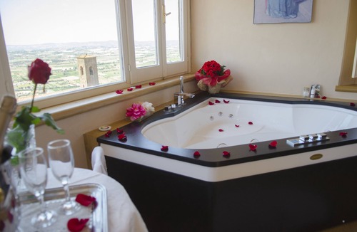 Cortona Old Town House | B&B Piccolo Hotel