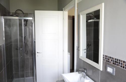 Caramagna Piemonte Bed & Breakfast | B&B Rozafa
