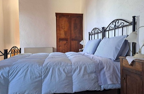 Nureci Bed & Breakfast | B&B S'Omu Antiga