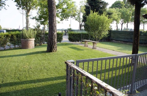 Ovest Bed & Breakfast | B&B Silvia