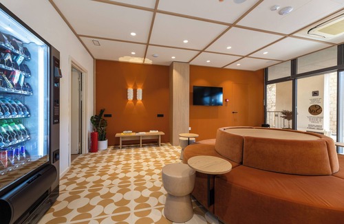 Gruz Hostel | B&B Sol