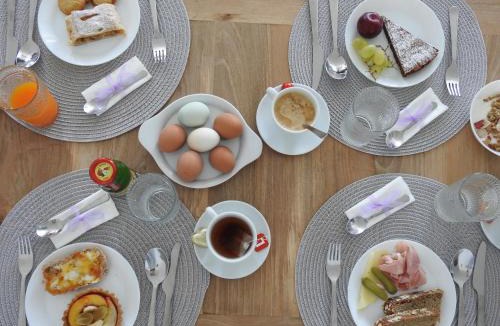 Vezzano Bed & Breakfast | B&B Stella d'Oro