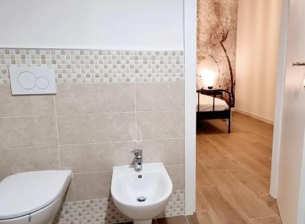 Roccabianca House | B&B Via Guareschi