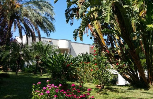 Palermo Bed & Breakfast | B & B Villa Flora