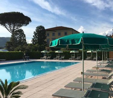 Nozzano Castello Bed & Breakfast | B&B Villa Pardi Lucca