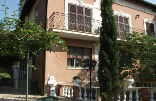 Marino Bed & Breakfast | B&B Vittoria Colonna