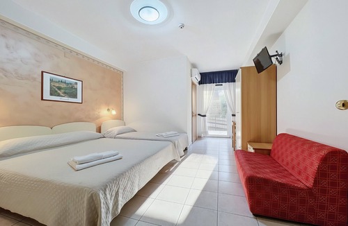 Monte Sant'Angelo Bed & Breakfast | B&B with Balcony - 235 - Santangelo - Pool