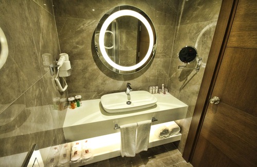 Kepez Hotel | B Business Hotel & Spa