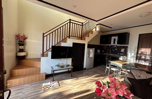 Batangas City Apartment | (B) Explore Batangas: Comfortable Townhouse