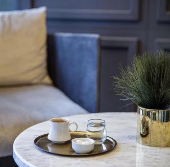 Old Town Hotel | B LOFT HOTEL