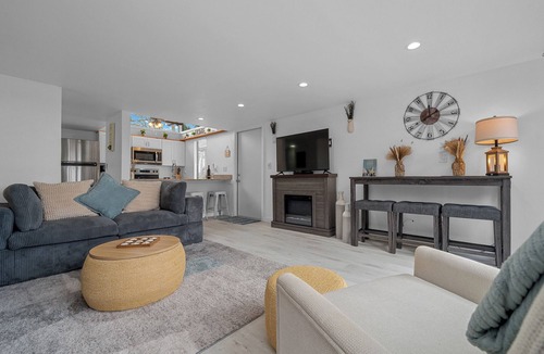 Crystal River House | B1 - Riverview Bungalow