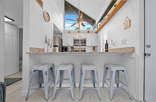 Crystal River House | B1 - Riverview Bungalow