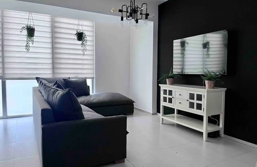 Cuauhtemoc Apartment | B109- 2BR/2BTH - One Bedroom Apartment, Sleeps 4