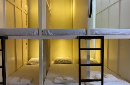 Guiuan Hotel | B2 Capsule Sleep Pods