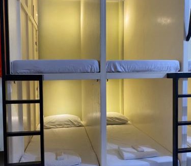 Guiuan Hotel | B2 Capsule Sleep Pods