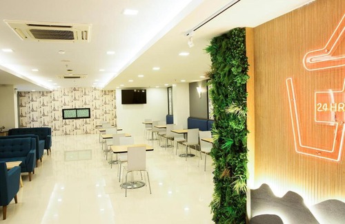 Hat Yai Hotel | B2 Hat Yai Rat Uthit Boutique & Budget Hotel