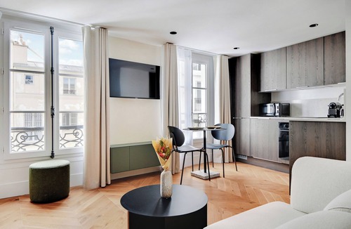 Madeleine Hotel | B48 Paris Haussmann