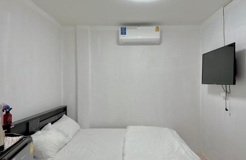 Talat Khwan Apartment | Baan alisa 13