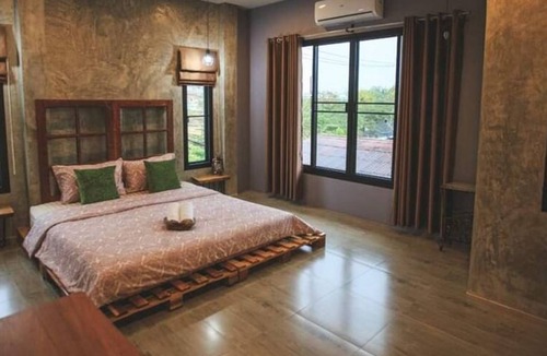 Ayutthaya Hotel | Baan Canalee