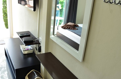 Nong Nam Daeng House | Baan Chan Suan