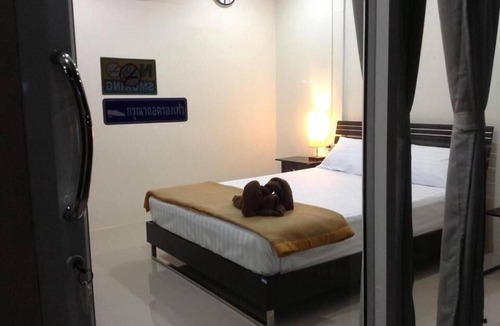 Nong Nam Daeng House | Baan Chan Suan