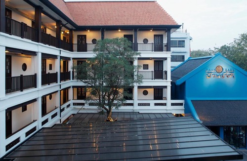 Talat Yot Hotel | Baan Chart