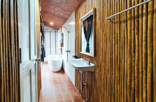 Bo Kluea Hotel | Baan Klangkao