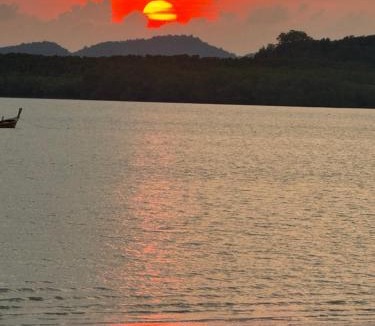 Ko Yao Cabin | Baan Suan Sunset