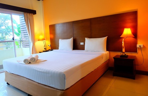 Kamphaeng Phet Hotel | Baan Suanphet Resort