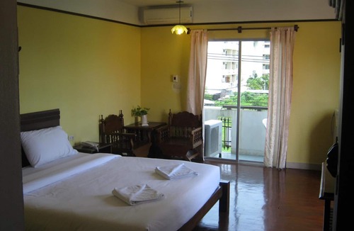 Jomtien Hotel | Baan Talay