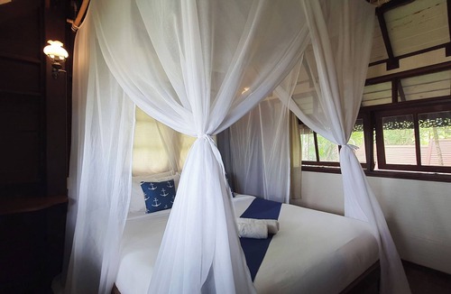 Khanom Hotel | Baan Thong Ching Resort