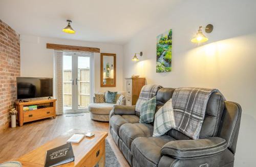 Rugeley House | Babbling Brook Barn