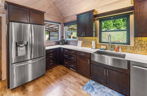 Mineral Bluff Cabin | Babling Brook -Outdoor Living at its Best