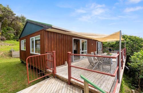 Oakura House | Bach and Relax - Oakura Holiday Home