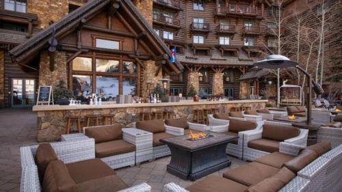 Avon Apartment | Bachelor Gulch Ritz-Carlton 1 Bedroom Mountain Residence With Ski In, Ski Out Access, Hot Tub, And Full Service Spa