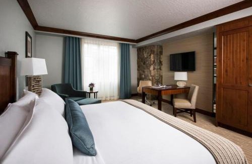 Avon Apartment | Bachelor Gulch Ritz-Carlton Hotel Room With Ski In, Ski Out Access, Hot Tub, And Full Service Spa
