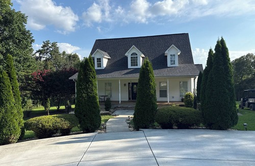 Grant House | Back Forty Overlook-a secluded mountainside farmhouse at the edge of 40 acres.
