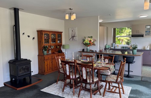 Paihia House | Backing on native bush yet 650m to the beach. Stunning spacious family home.